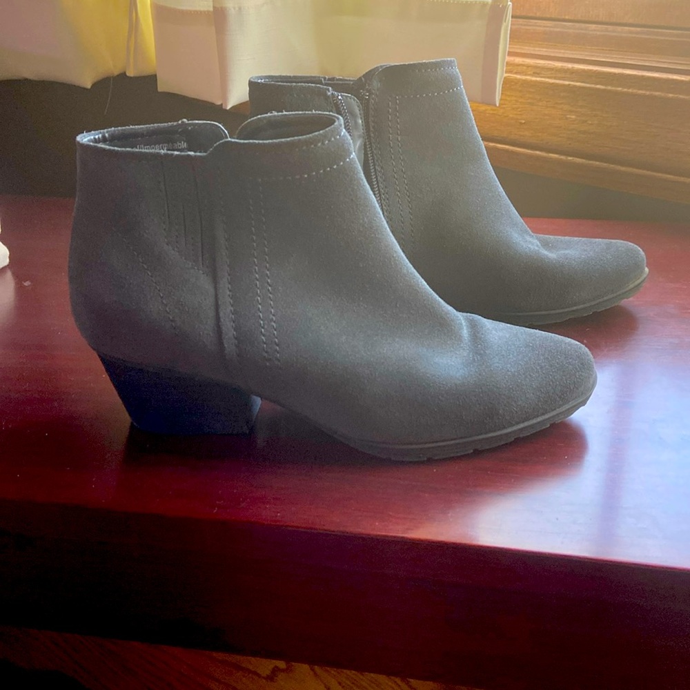 Blondo 6 waterproof gray ankle boot